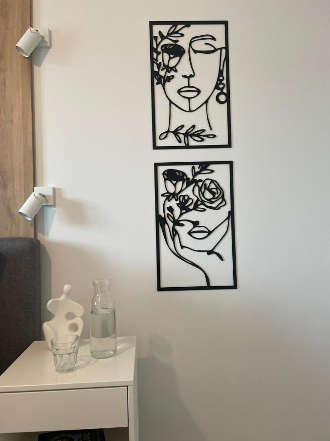 Apartament Kameralis Old Town - Klimatyzacja - Balkon - Winda แอลบลอง ภายนอก รูปภาพ