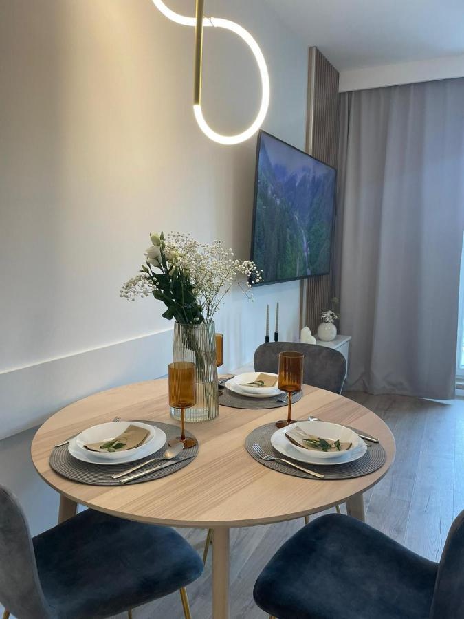 Apartament Kameralis Old Town - Klimatyzacja - Balkon - Winda แอลบลอง ภายนอก รูปภาพ